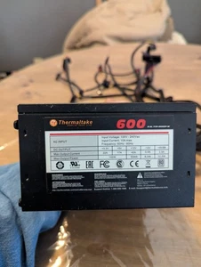 Thermaltake TTP-0600P-W 600W Zasilacz biurkowy #0020 - Zdjęcie 1 z 3