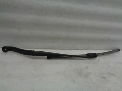 2003-2007 Cadillac CTS Front Left Driver Side Windshield Wiper Arm OEM DK902199 - Image 1 of 4