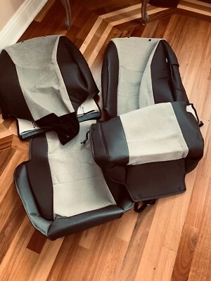 Coverking® - Alcantara Custom Seat Covers Porsche Cayenne 2008 2009 Foto 1 de 4