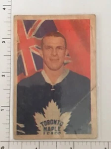 1963-64 Parkhurst #8 Carl Brewer Toronto Maple Leafs, decent shape - Picture 1 of 2