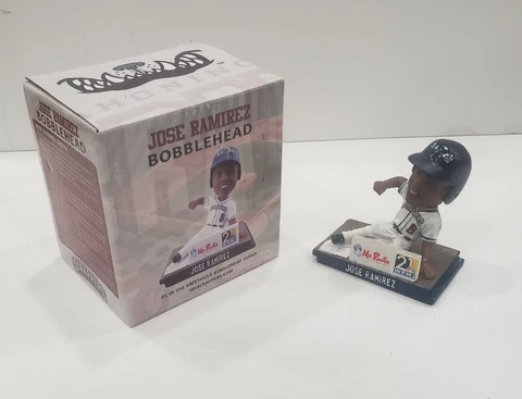 2017 MAHONING VALLEY SCRAPPERS JOSE RAMIREZ SGA BOBBLEHEAD INDIANS ~ NIB Cover