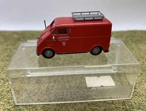 Praline H0 Fire Dept. Van DKWF89L Plastic Germany - Picture 1 of 8