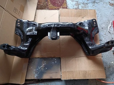 Base de motor travesaño inferior delantera Honda CIVIC EX 92-95 Foto 1 de 2