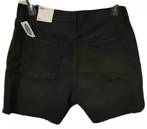 NWT Woman OLD NAVY Distressed JEAN SHORT Size 10 Black with Raw Hem $39.99 - Bild 1 von 5