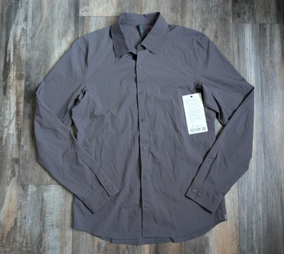 NUEVO CON ETIQUETAS Camisa Lululemon Down To The Wire Para Hombre en Fase Lunar Gris Talla Mediana LM3AX0S Foto 1 de 4