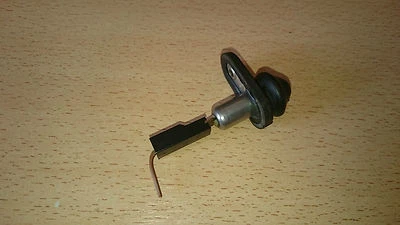 Door Sensor (Front Doors) - Kia Rio 1.3 2003 - Image 1 of 2