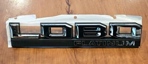 OEM NEW Right Passenger Fender Emblem LOBO PLatinum Chrome F-150 FL3Z-16720-S - Bild 1 von 4