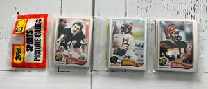 1982 Topps Football Sealed Rack Pack - Walter Payton On Top See Pics - Picture 1 of 8