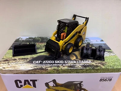 Caterpillar Cat 272D3 Skid Steer Loader 1/32 Scale By DieCast Masters DM85678 - Image 1 of 4
