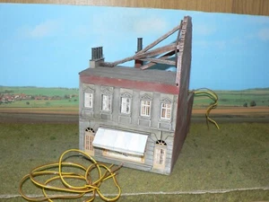 H0 Pola 176 Stadthaus Milchbar - Meister-Modell patiniert - Bild 1 von 6
