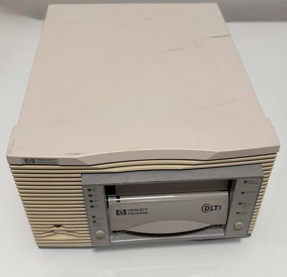 HP DLT Tape C6378-69001 C6378A SCSI External Drive - Image 1 of 4
