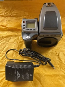 Hasselblad H2 body, HV90x viewfinder, Battery Grip mAh1850 and charger. - Picture 1 of 14
