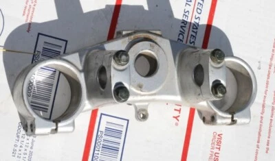 SUZUKI RM 125-250 CR 125-250 HONDA ¿NO SEGURO??? OEM TOP TRIPLE TREE  Foto 1 de 2