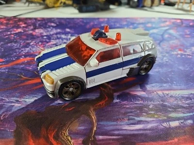 Hasbro 2005 Transformers Cybertron Earth Planet Deluxe Class RED ALERT no key - Image 1 of 4