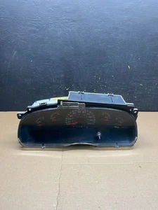 2001 - 2002 Ford Econoline E250 E350 Van Speedometer Instrument Cluster Q9448 DG - Picture 1 of 8