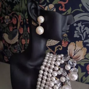 Bridal/formal faux pearl Necklace and Earrings - Picture 1 of 6