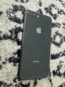 Apple iPhone 8 Plus - 64 GB - Gold (Unlocked) - Picture 1 of 11