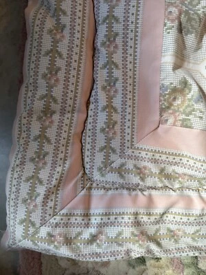 Vintage Louis Nichole 1 Comforter 2 shams Pink Floral combed Cotton Blend FULL - Image 1 of 4