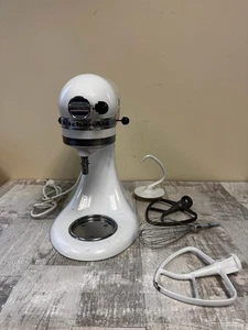 KitchenAid 5 Quart Artisan Stand Mixer White W/ Mixing Accessories- Tested - Picture 1 of 7