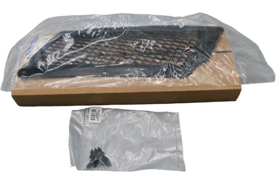 5030959AA NUEVO OEM 2008-2010 DODGE VIPER SRT-10 ACR CAPÓ PANTALLA DE AIRE VENTILACIÓN DE ENTRADA Foto 1 de 4