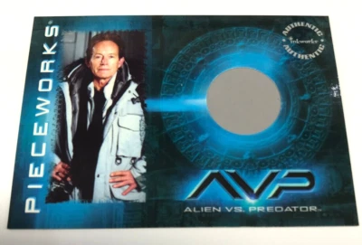 2004 INKWORKS AVP ALIEN VS PREDATOR TRADING CARD COSTUME CHASE CARD PW2-WEYLAND - Image 1 of 2