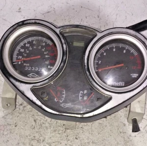 Instrumentación/Vigilando/Cuentakilómetros Benelli Caffe' Negro 150 - Imagen 1 de 2