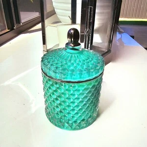 Kim's Scented Candles - Picture 1 of 3