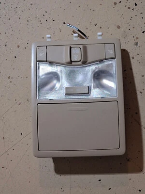 10-12 2010-2012 TOYOTA AVALON Domo Mapa Luz Lámpara 63650-07030-A0 OEM Foto 1 de 4