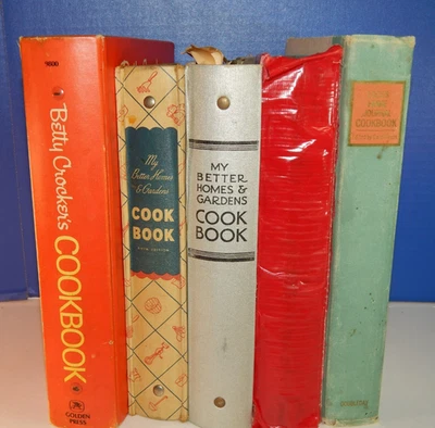 5 Vintage Old Cookbooks Betty Crocker Better Homes & Gardens Ladies Home Journal - Image 1 of 4