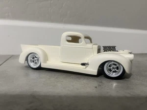 1940 Chevrolet Truck 1/24 Scale Custom Resin Body, Frame Wheels Motor - Picture 1 of 5