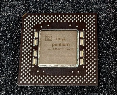 Intel Pentium P266 MMX SL2Z4 Sockel 5/7 266 Mhz CPU FV80503266 1,9V - Bild 1 von 2