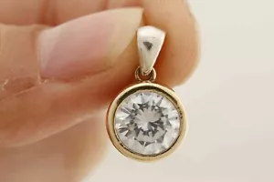 3Ct Round Cut VVS1/D Diamond Solitaire Pendant 14K Yellow Gold Finish Free Chain - Picture 1 of 6