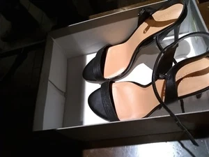 Winnie Halston Heritage sandals black leather size 10 NIB 3½" heels retail $325 - Picture 1 of 12