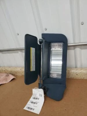 RIVIERA   1997 Sun Visor 278985 - Image 1 of 4