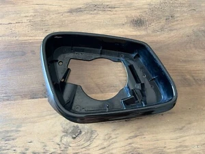 BMW 5 6 7 E60 E61 F10 F11 F18 F12 F13 F01 F02 F04 RH Mirror Supporting Ring Glos - Picture 1 of 10