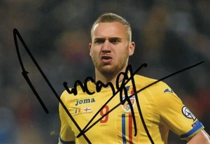 ROMANIA, BODRUM & READING: GEORGE PUSCAS SIGNED 6x4 ACTION PHOTO+COA - Picture 1 of 1