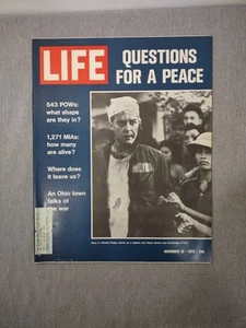 Life Magazine November 10 1972 - Vietnam War Questions for Peace POW's MIA's - Picture 1 of 3