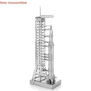 5.9in 1:770 High Quality USA Apollo 11 Saturn V w/ Gantry Unassembled Model - Picture 1 of 16
