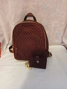 Mochila/cartera acolchada Cynthia Rowley, 2 piezas Tamaño más pequeño. , Borgoña, Nuevo - Imagen 1 de 6