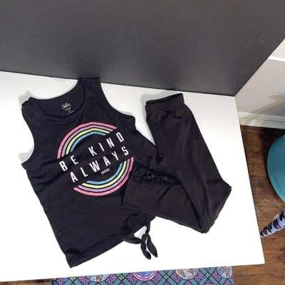 Conjunto Niña  Foto 1 de 4