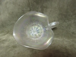 Circa 1910 Dugar White Carnival Glass Triangle Shaped Nappy Candy Dish Leaves - Picture 1 of 4