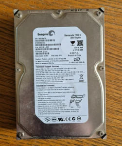 Disque dur 3,5" SATA Seagate 200 Go 7200 tr/min ST3200827AS - Photo 1/3
