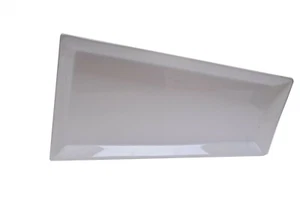 Crate & Barrel CB2 White Ceramic Geometric Shaped Plate 10" Serving MCM - Bild 1 von 2