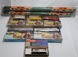 De colección Ahearn HO Trenes Santa Fe En Caja Coche Redondo De Hierba Realista - Imagen 1 de 7