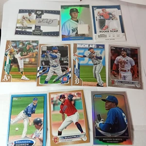 LOTE DE 10 TARJETAS DE BÉISBOL INC AUTO + 2 CAMISETAS + 7 NUMERADAS - Imagen 1 de 6