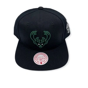 Mitchell & Ness Milwaukee Bucks Negative Space Chain Adjustable Snapback Hat Cap - Picture 1 of 6