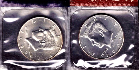 2000 P&D UNCIRCULATED KENNEDY HALF DOLLARS IN MINT CELLO (2 COINS) Cover