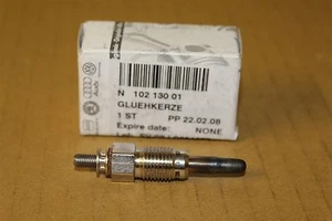 Candela singola primi VW Audi Diesel 1977 -2002 N10213001 nuova parte originale VW - Foto 1 di 2