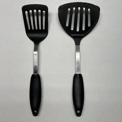 Two Pyrex Accessories Slotted Wide Nylon Stainless Steel Spatula Flipper Turner - Image 1 of 4