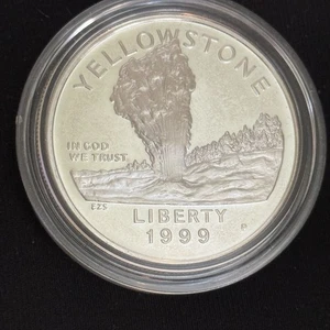 1999-P Silver Yellowstone National Park Commemorative Dollar - Picture 1 of 2
